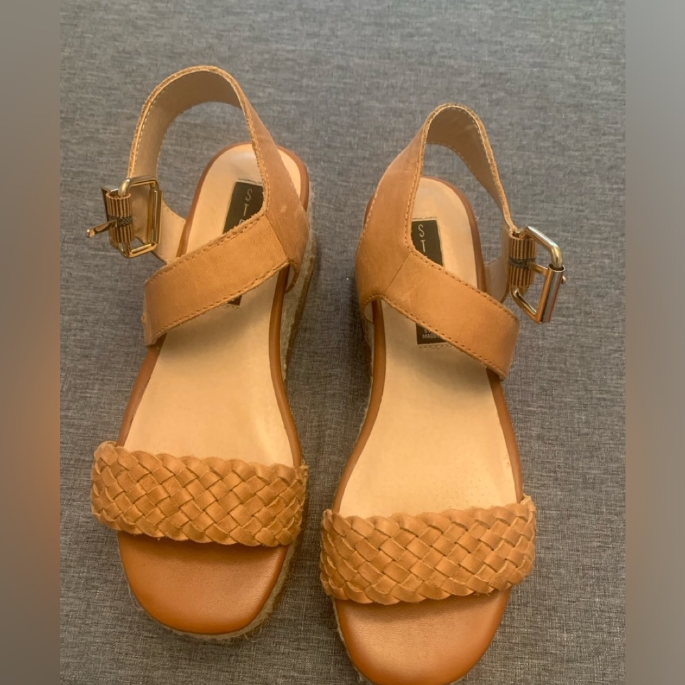 Steven by Steve Madden Tan Espadrille Platform Sanadals